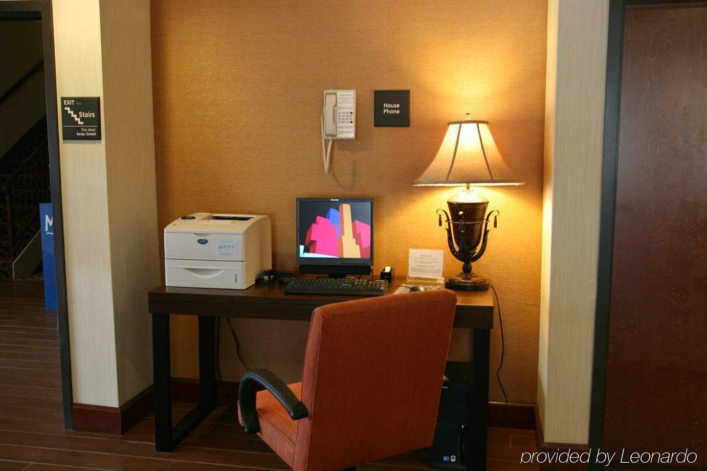 Hampton Inn Мангаттан Зручності фото