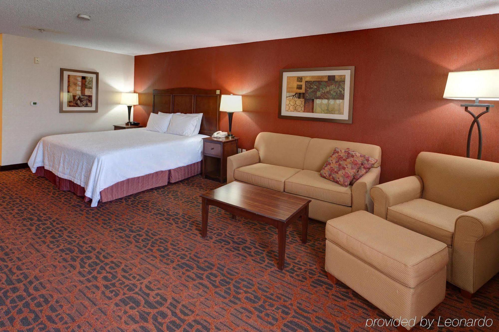 Hampton Inn Мангаттан Екстер'єр фото